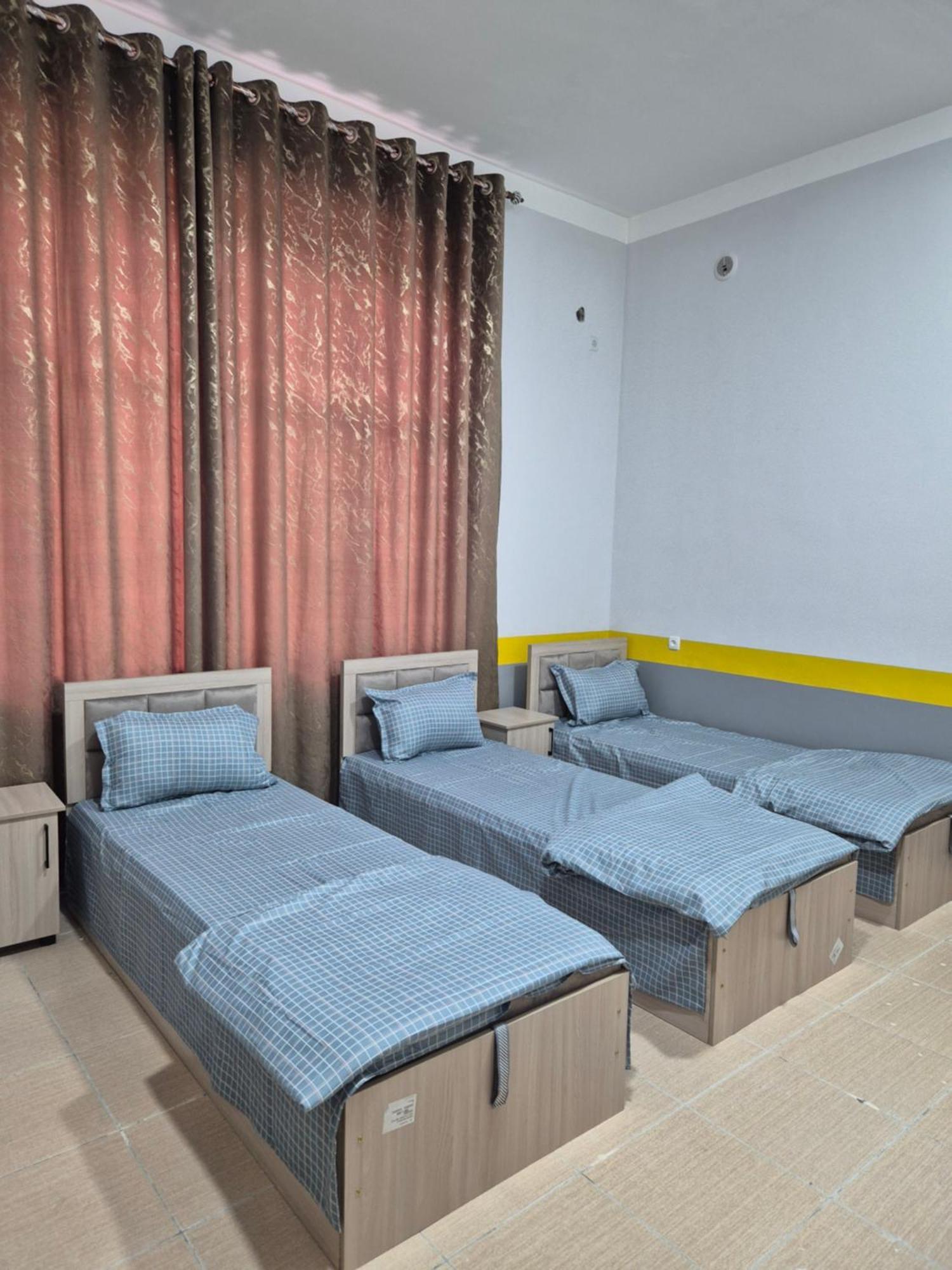 Miran Hostel Андижан Екстер'єр фото