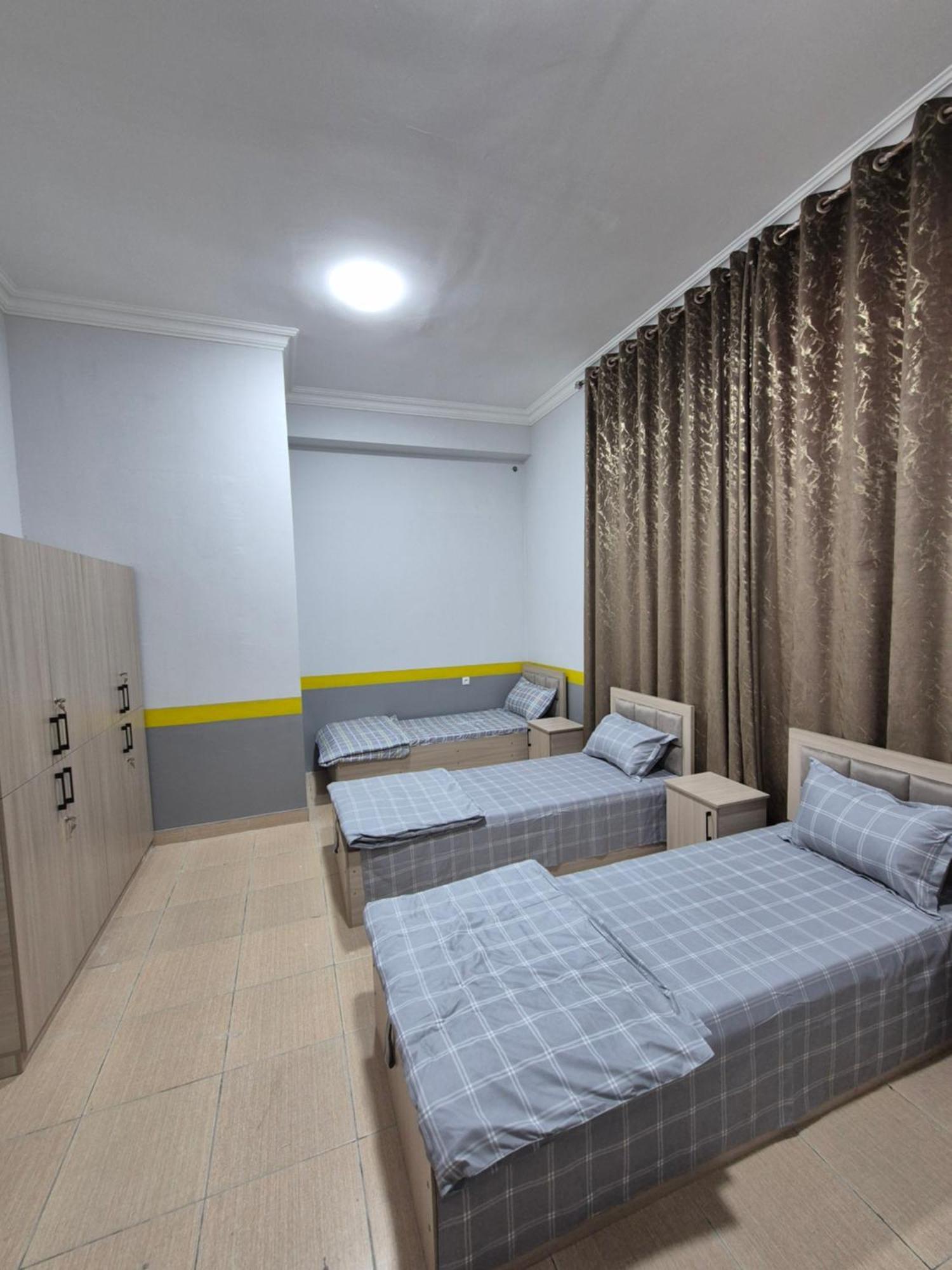 Miran Hostel Андижан Екстер'єр фото
