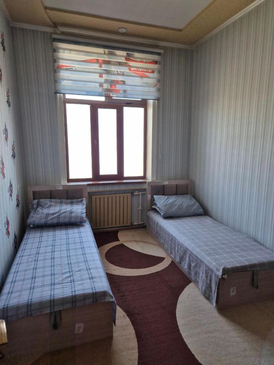 Miran Hostel Андижан Екстер'єр фото